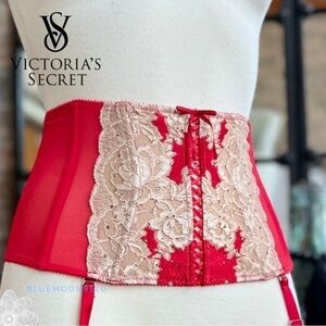 VICTORIA’S SECRET VS Red and Gold Corset Garter Belt M NWOT